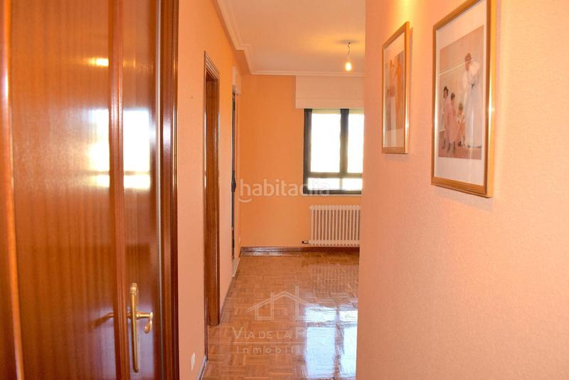 Foto 0d5baead-ca7a-47ff-91d0-d814dad823af. Casa adosada en sol 10 chalet con jardín y piscina en monterrubio en Monterrubio de Armuña