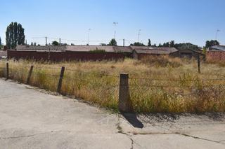 Fondo rustico in Ilusión 1. Parcela urbana en topas de 1.242 m