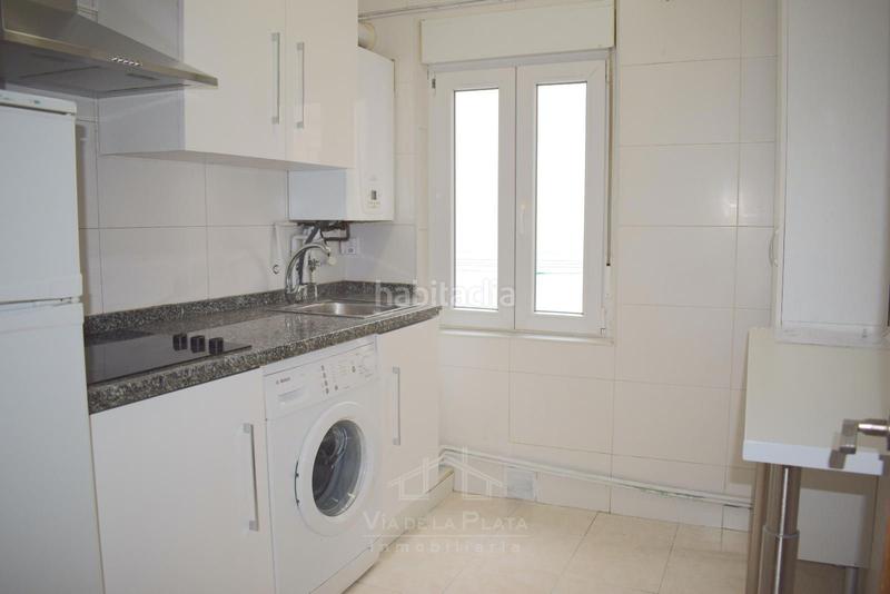 Foto 7f60ccb1-fb0e-411f-b2e1-1fc8bb15ed84. Alquiler piso en portugal 174 bonito piso reformado en avenida de portugal en Salamanca