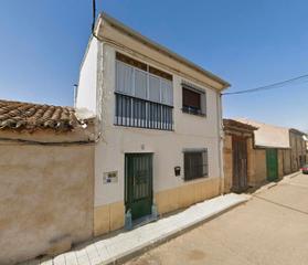 Haus in Salida olmo 1. Casa independiente en el centro de vallesa de la guareña  amplia