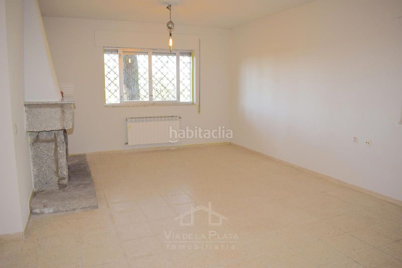 Foto 4a196e25-e6dc-4602-9847-8ed28cff2e22. Xalet amb calefacció aparcament piscina a Villoria