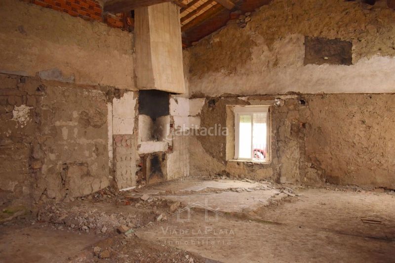 Foto dad72c8e-bb17-4a06-a5ef-2348abc99e96. Chalet in atalaya 24 in Navamorales