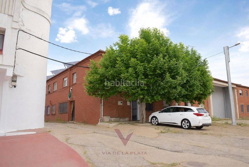 Foto f46703bc-868d-4e33-84a9-161f5ba3cfdd. Pis a aldealengua 38 a Cabrerizos