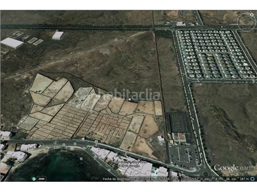 Foto a0fef37f-9ba3-4eea-b7f5-174e09dfab63. Terreny residencial a costa Teguise Teguise