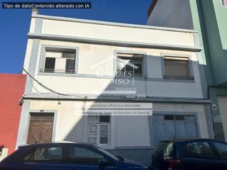 Casa en Vecindario - El Doctoral - Cruce de Sardina. Amplia casa de 2 plantas con garaje en el centro de vecindario!