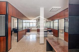 Office space  Doctor juan domínguez pérez. Oficina en la zona de sebadal, las palmas de gran canaria