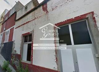 Casa  San isidro. Casa adosada en cardones, arucas  subasta hasta el 14.11.2025