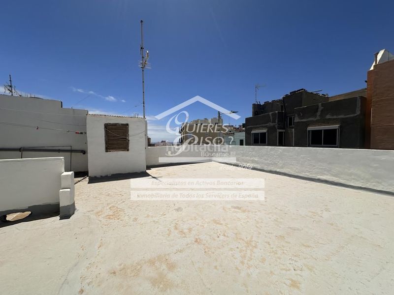 Foto 0bc057d7-9b97-4d42-9fe5-acf5c15a9f22. Casa amb aparcament a Carrizal Ingenio