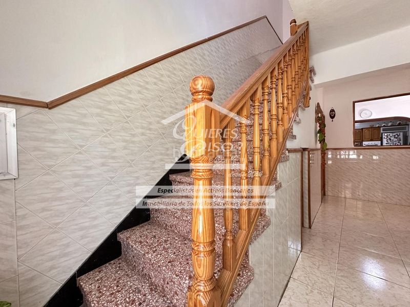 Foto 0c3b2680-6324-4ddd-b51f-eac9a2c73e56. Casa amb aparcament a Carrizal Ingenio
