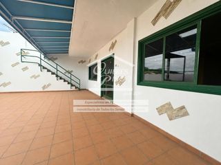 Dachwohnung  Juan de austria. 210.000 ático con terraza en carrizal  subasta