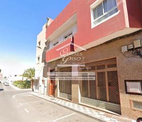 Locale commerciale in Calle Francisco López Sánchez