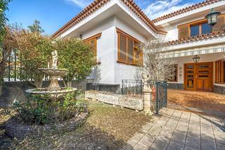 Maison  Ciprián de torres. Estupendo chalet independiente en venta! en calle ciprian de tor