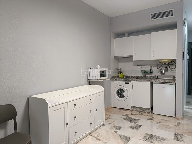 Foto 75ee6542-16c8-4c44-ba18-466815870037. Location studio avec parking piscine dans Parque Alcosa Sevilla