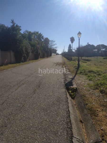 Foto b23a0391-2d04-46db-9bd5-794a3562c552. Terreny residencial a Carmona