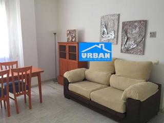 Alquiler Apartamento  Avenida alcalde luis uruñuela. Fabuloso apartamento con todos los suministros incluidos, plaza