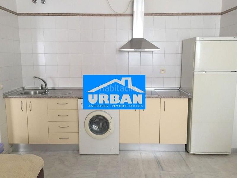 Foto 76568bdd-d8c0-47cd-84b2-968c09fa0876. Location appartement avec parking piscine dans Urbadiez - Entrepuentes Sevilla
