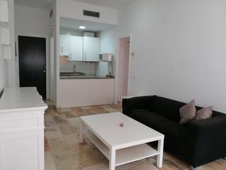 Alquiler Apartamento  Avenida alcalde luis uruñuela. Apartamento cercano al aerópolis y palacio de congresos y exposi