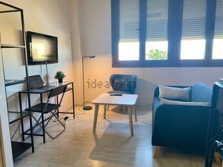 Location Studio  Avenida alcalde luis uruñuela. Magnífico estudio con garaje, trastero y piscina junto al palaci