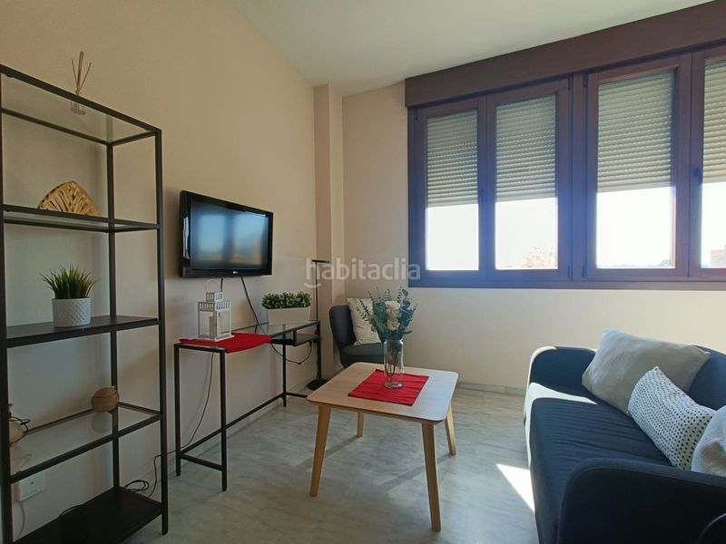 Foto 729eb16f-3158-470a-a823-56b8380a39f1. Location studio avec parking piscine dans Parque Alcosa Sevilla