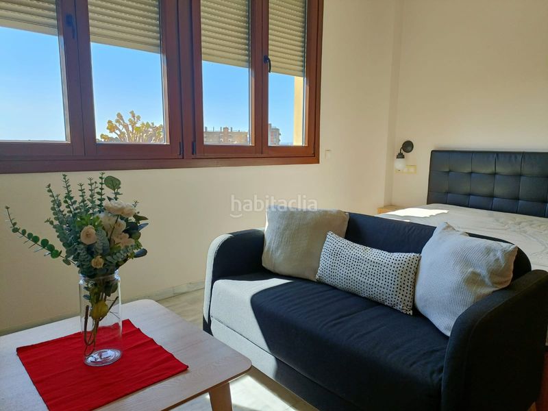 Foto c890a962-2286-4754-96ae-9df3016416fd. Location studio avec parking piscine dans Parque Alcosa Sevilla