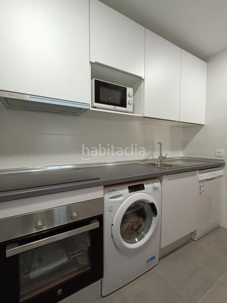 Foto 425d89bb-ead1-4274-bfdf-0f64c8947c2b. Miete appartement mit heizung parking pool in colores - entreparques Sevilla