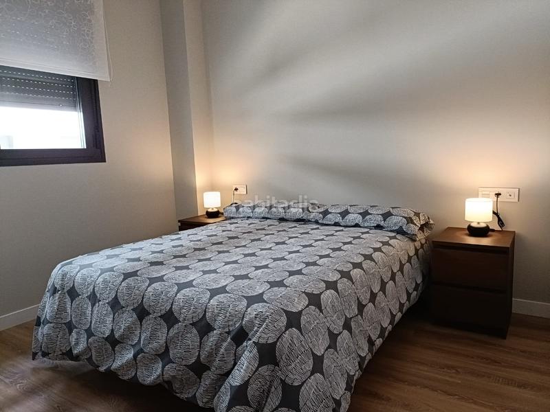 Foto 62dd70cf-dc1b-4e72-8c17-2f0717dcdb83. Miete appartement mit heizung parking pool in colores - entreparques Sevilla