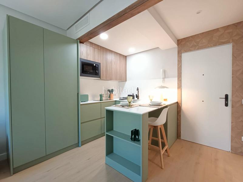 Foto 7006d068-0ed8-46d7-85ed-6ccdfc1d1a16. Alquiler apartamento coqueto apartamento 1 dormitorio este. en Sevilla