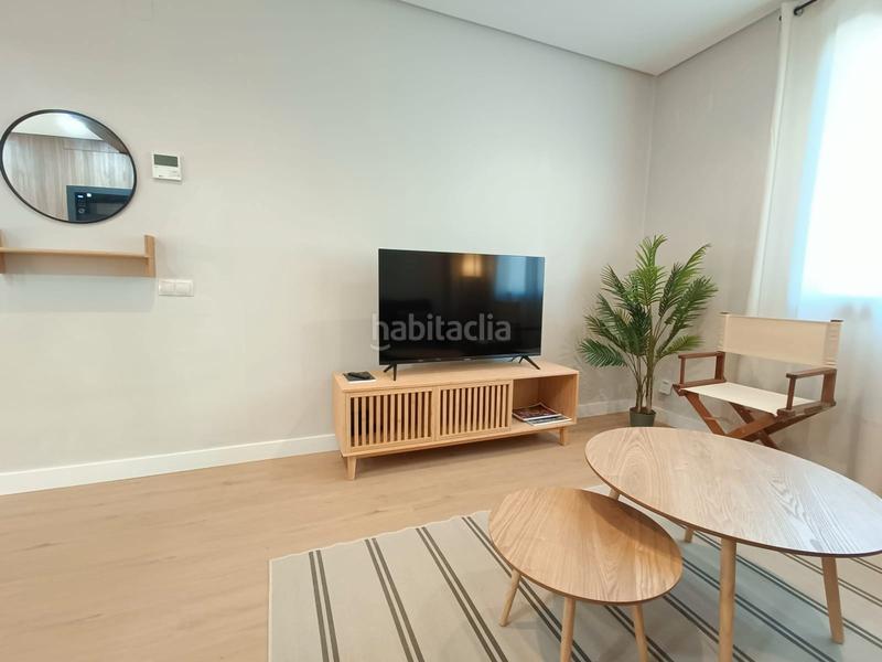 Foto daac501c-f40b-4aa3-9886-166d252a9257. Location appartement avec chauffage parking piscine dans Sevilla