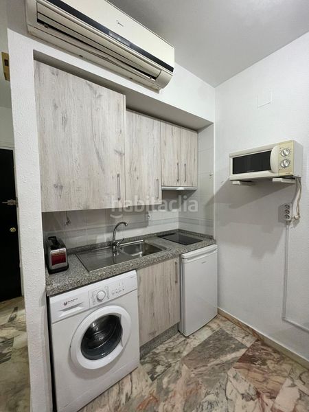 Foto 5d3fe1f1-8e5c-463b-94c5-a144a6c47abb. Miete studiowohnung mit pool in Parque Alcosa Sevilla
