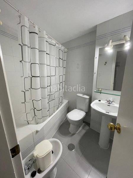 Foto 7e16dd32-b819-420e-805d-bb057d1ca77a. Miete studiowohnung mit pool in Parque Alcosa Sevilla