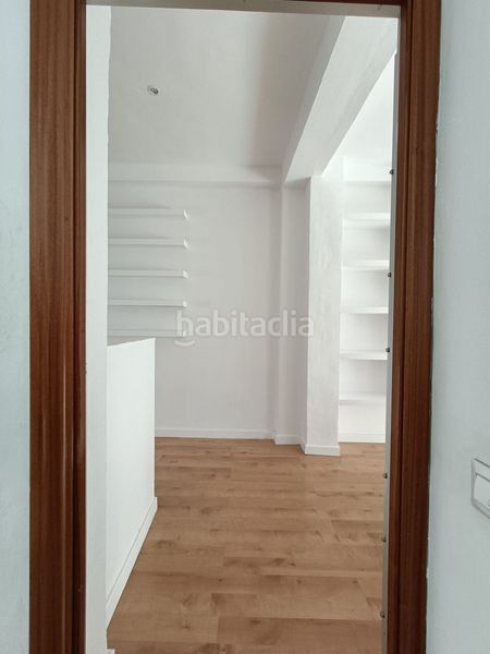 Foto 2a2cece8-1bb1-4db6-8d23-7fa0b62871d6. Rent flat in Santa Catalina Sevilla