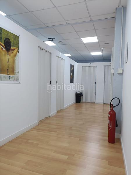 Foto 74a307c0-2004-45b5-a301-3cd09be12b39. Location local commercial dans colores - entreparques Sevilla