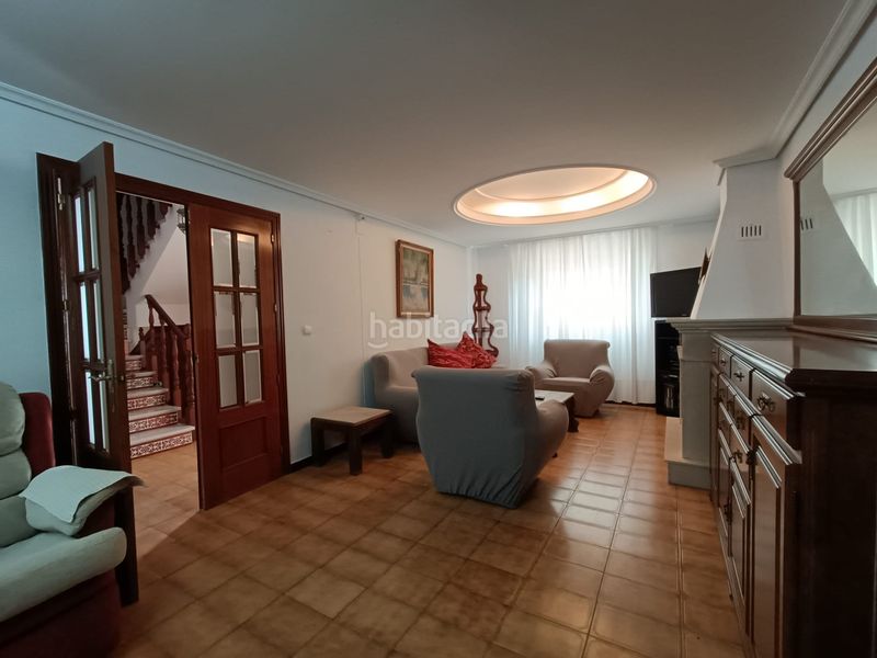 Foto a61ca46e-c8b5-4b2a-853e-874ba03483d4. Lloguer casa amb aparcament a colores - entreparques Sevilla