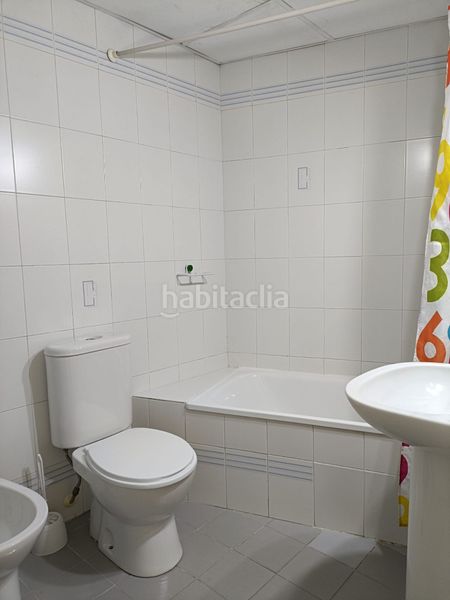 Foto c58d529c-c944-4671-9a8a-77c4b95f3ba3. Location studio avec parking piscine dans Urbadiez - Entrepuentes Sevilla