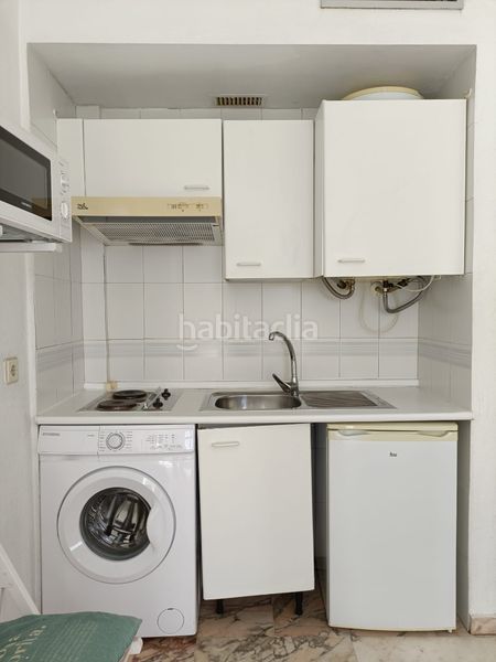 Foto f2fed8ba-dbc3-49a7-91a9-e30c368d27f0. Location studio avec parking piscine dans Urbadiez - Entrepuentes Sevilla
