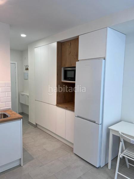 Foto 16993fa2-3525-499e-84fd-5a1c146ae7b2. Alquiler estudio fabuloso estudio amueblado con terraza en triana en Sevilla