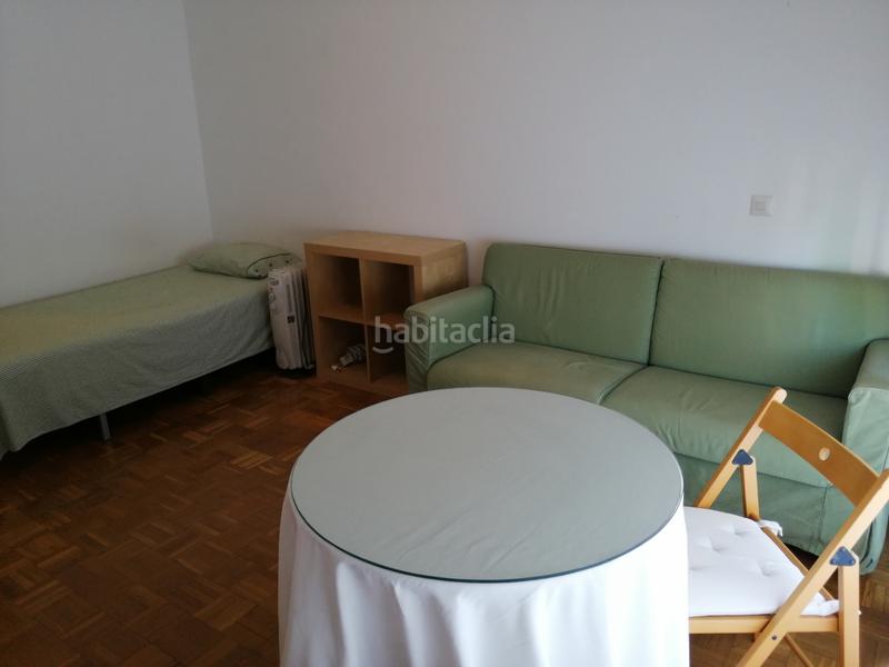 Foto 401417d8-d2c1-4d94-b76e-d89adb1ea092. Miete studiowohnung in Triana Casco Antiguo Sevilla