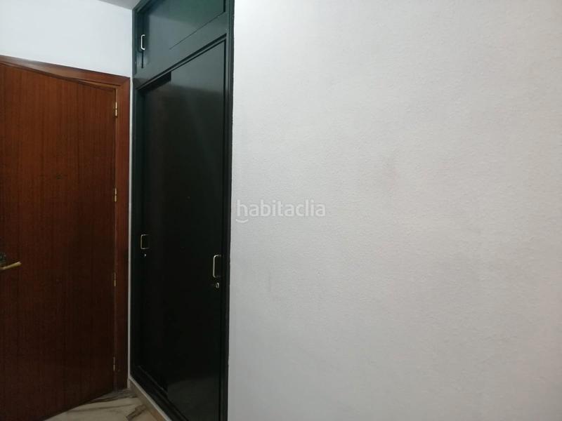 Foto f1f44d89-3901-4475-b28f-00abcfb062d2. Rent studio with parking pool in colores - entreparques Sevilla