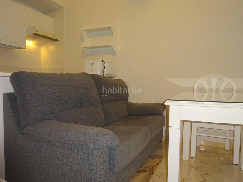 Foto 7568cdec-45a1-47d0-bc94-13a7cee90e50. Location studio avec chauffage parking piscine dans Sevilla