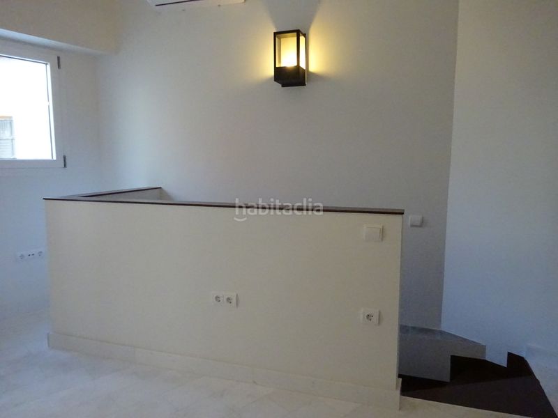 Foto 9f9d4a33-33d4-4779-879b-7774ed9c183d. Affitto duplex con riscaldamento in San Bartolomé Sevilla