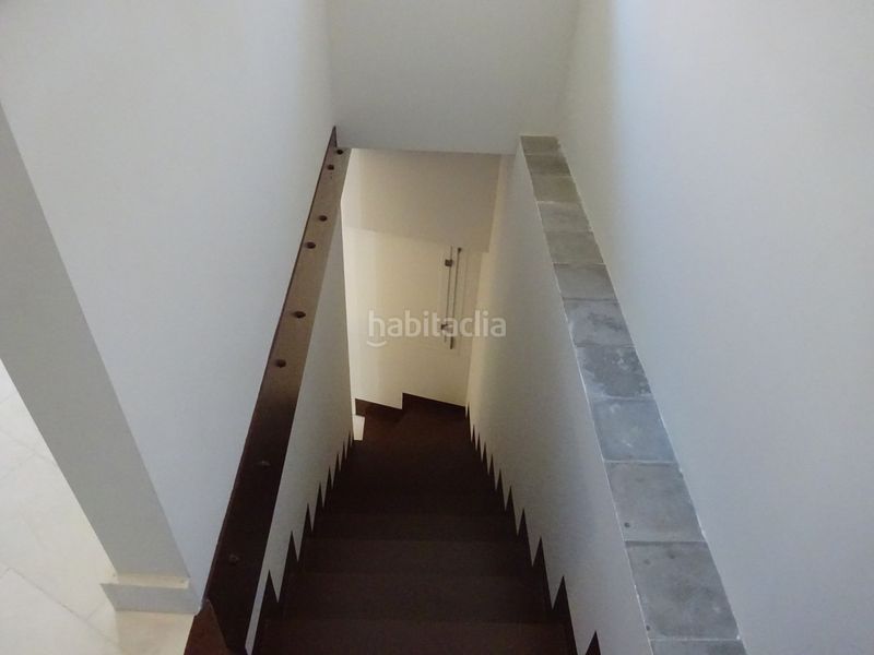Foto b6fe7421-bcde-4673-a571-123f6f370866. Affitto duplex con riscaldamento in San Bartolomé Sevilla