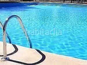 Foto c16496ec-ad68-4de0-93d7-f05028192e0c. Lloguer estudi amb aparcament piscina a Parque Alcosa Sevilla
