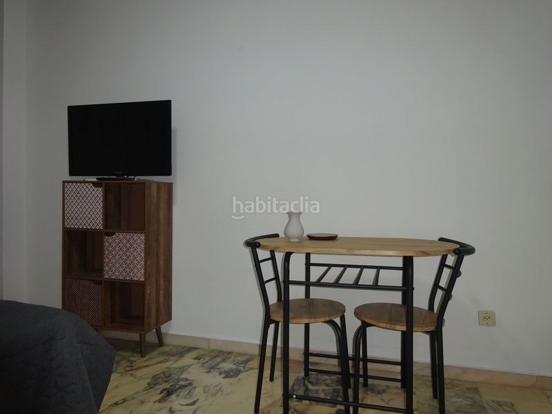 Foto 142083f2-91df-4e5a-9d14-2bcc58f316bf. Miete studiowohnung mit heizung parking pool in Urbadiez - Entrepuentes Sevilla