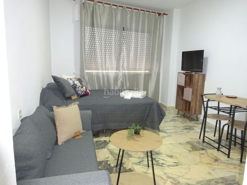 Foto 4627567f-80cd-488f-98b0-a3982e8bac24. Miete studiowohnung mit heizung parking pool in Urbadiez - Entrepuentes Sevilla