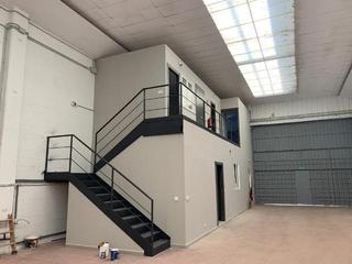 Bâtiment à usage industriel à Villafría - La Ventilla - Castañares. Nave en venta con reforma a estrenar en el poligono villayuda
