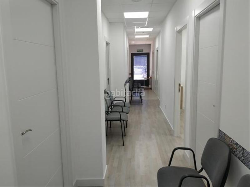 Foto 5c100d3e-1a48-47b5-94aa-afd891fff010. Alquiler local comercial alquiler de gabinetes sanitarios en zona gamonal en Burgos