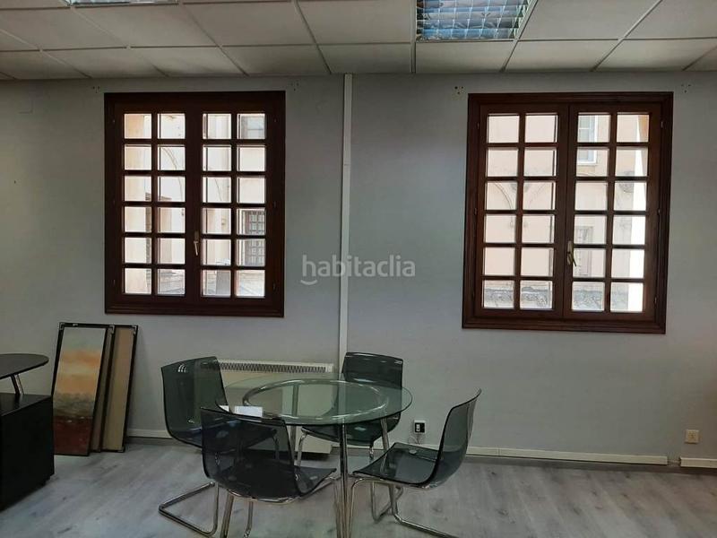 Foto 9435f936-ce35-46d2-87a2-db85a83339e2. Rent office space with heating in Casco Antiguo Burgos