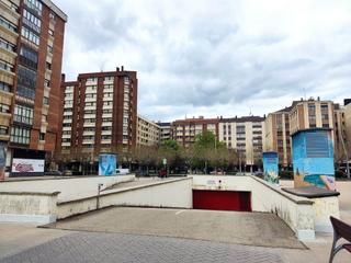 Lloguer Aparcament cotxe a Avenida del arlanzon 21. Plaza de garaje en burgos centro