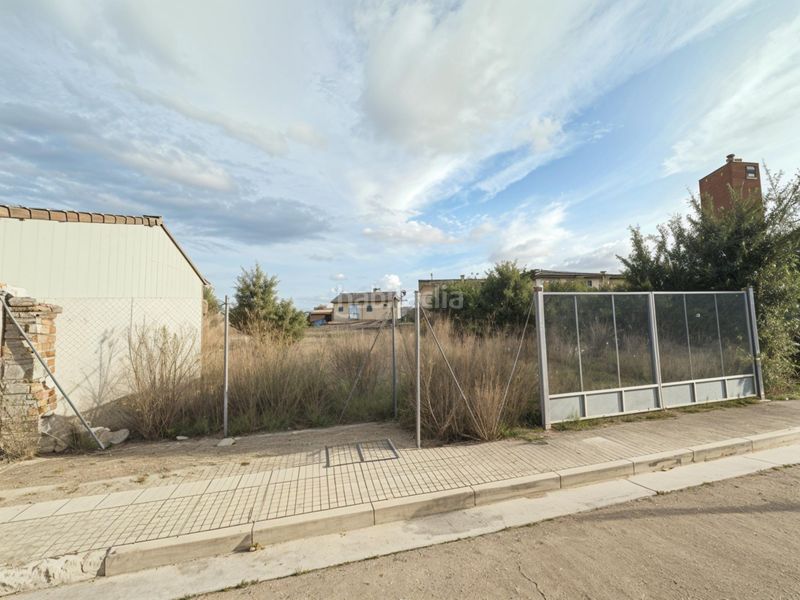 Foto 87edd2f1-f052-4a1b-80ba-33fdf670e70d. Terreny residencial a calle del río pedroso 2 a Illera Burgos