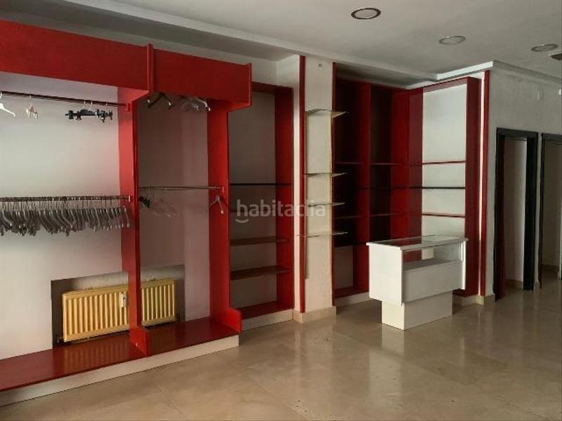 Foto 83e59d2d-9ff5-451f-93fc-bfbb7790d197. Alquiler local comercial  en venta o alquiler avda. del vena en Burgos